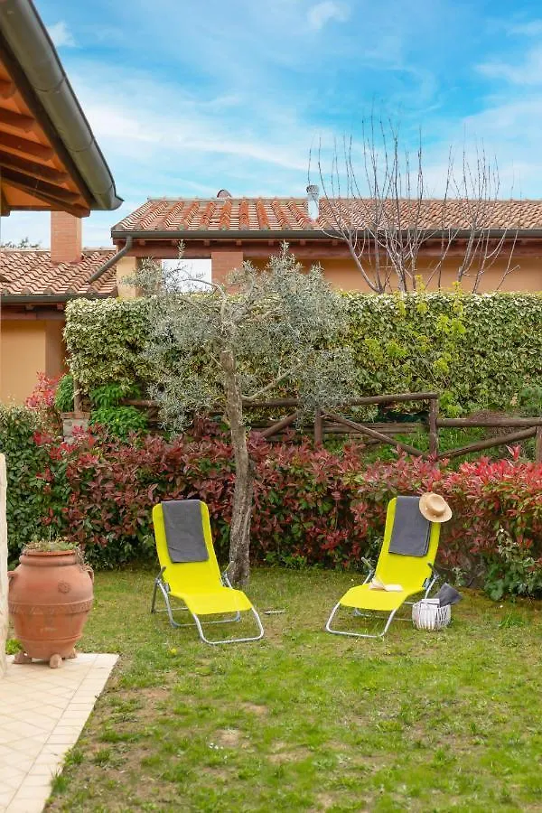 Noi2Vacanze In Digital Work Contignano 0*,